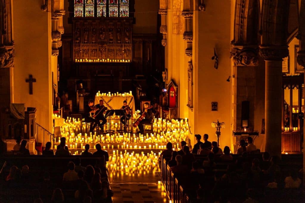 Les concerts Candlelight célèbrent l’automne en grand avec un spécial Halloween