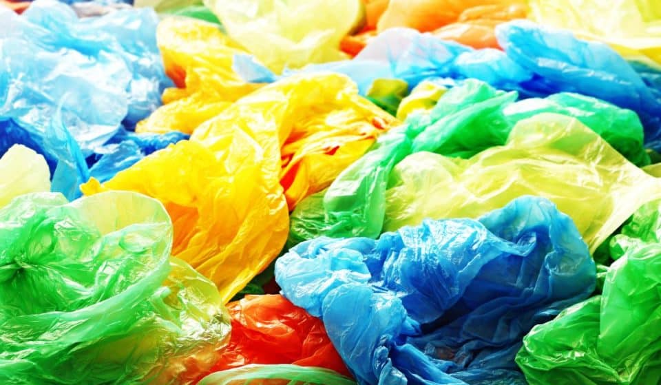 Les sacs en plastique seront bannis à Montréal dès demain